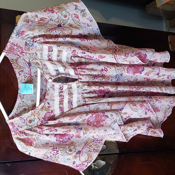 Dusty pink floral blouse with butterfly sleeves, M - Picture 1 of 3